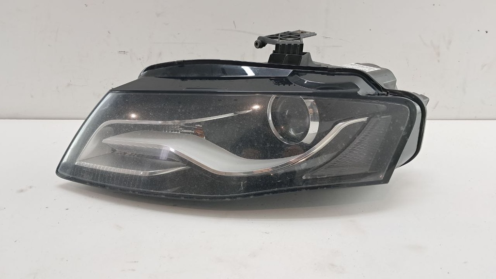 Фара ліва Audi A4 B8 BI-XENON 2008-2015 8K0941003P