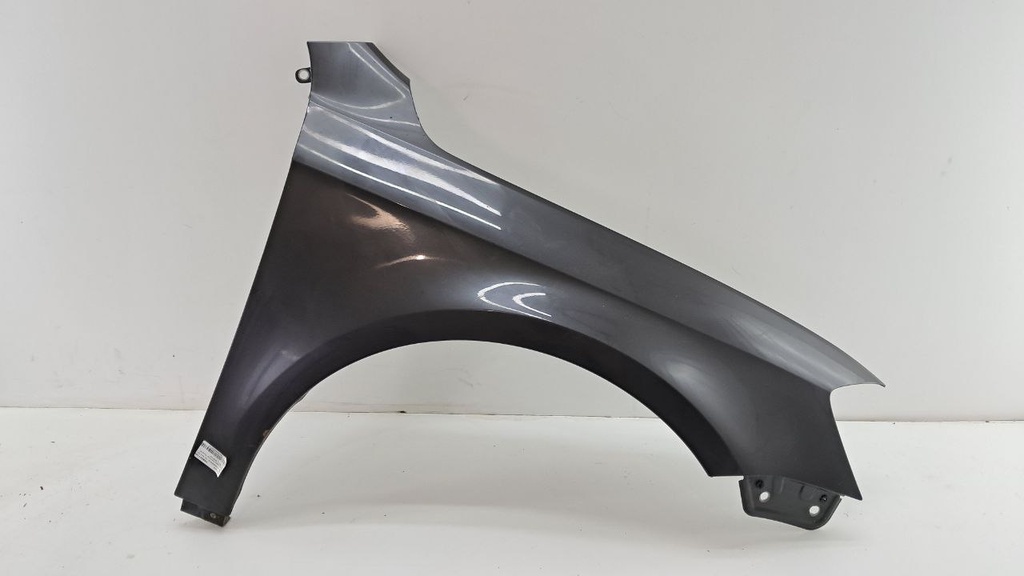 Крыло правое Volkswagen Passat B7 2011-2015 3AA821106