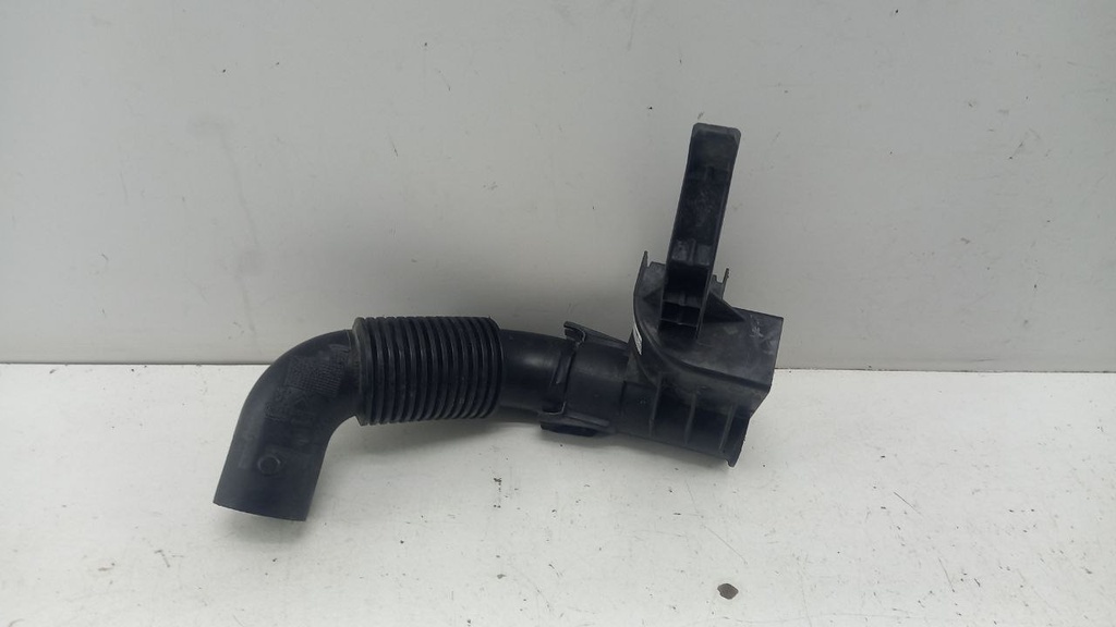 Патрубок повітряного фільтра Peugeot 301 Citroen C3 1.2 9670851780
