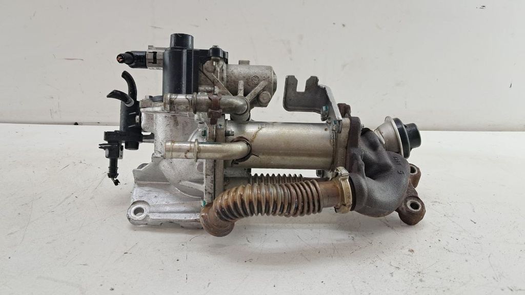 Клапан EGR Renault Megane III 1.5 dCi 2009-2016 8200836385