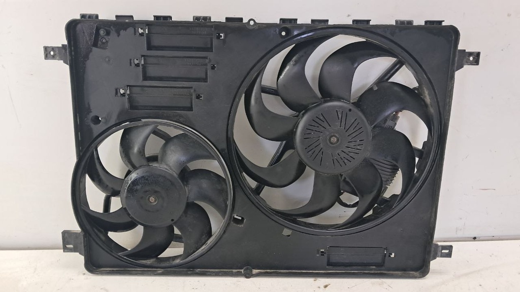 Вентилятор Volvo S60 V70 2011 6G918C607ND