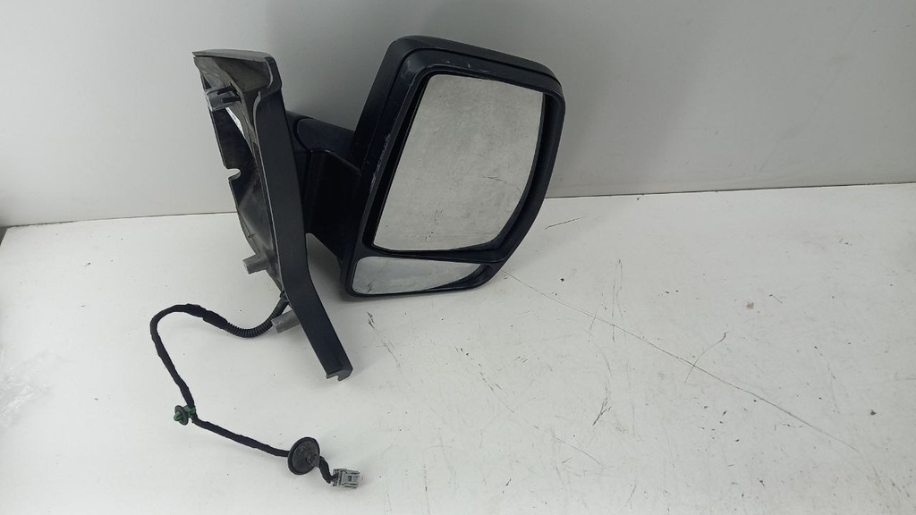 Дзеркало праве Ford Transit Custom 2013 BK2117682BE