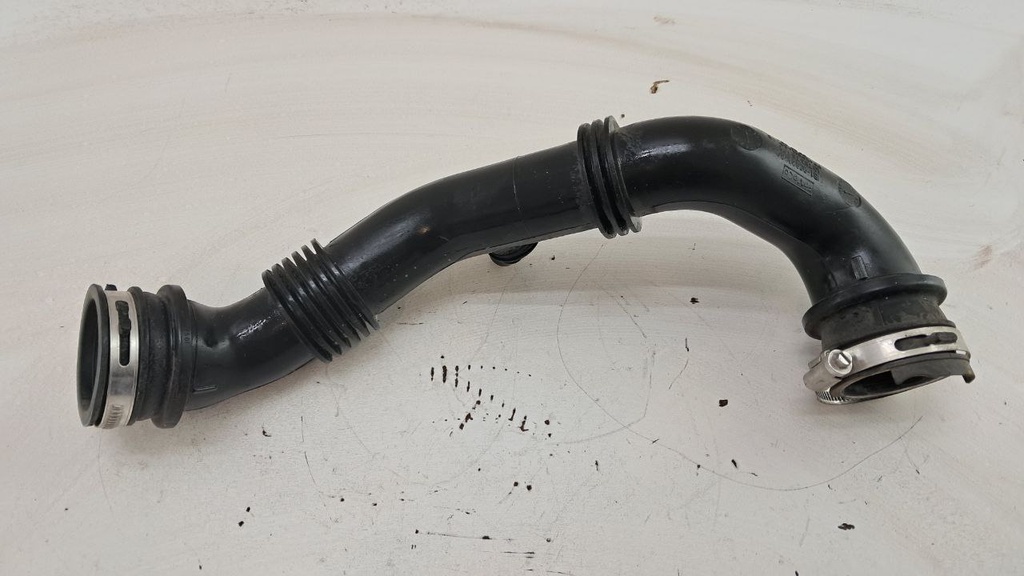 Патрубок повітряний Ford Fiesta VI 1.0 ecoboost 2013-2017 рр. C1B19C623BC