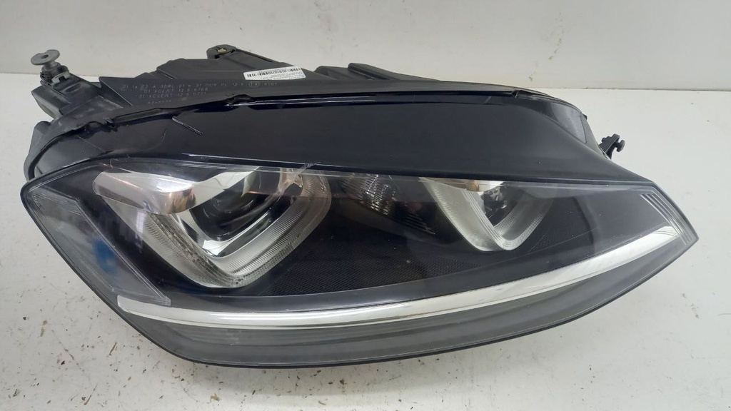 Фара права Volkswagen Golf 7 2013-2017 5G1941044