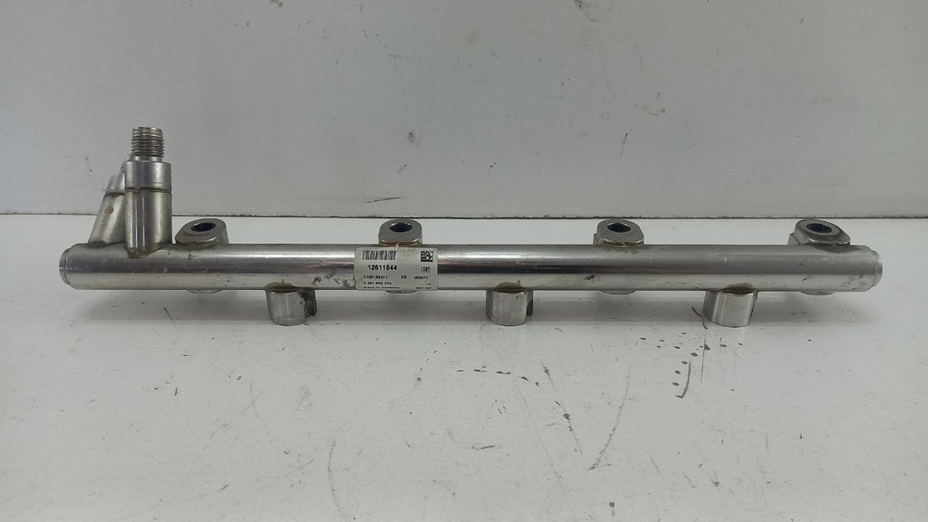 Паливна рампа Cadillac CTS ll 3.6 LY7 2007-2011 рр. 12611544