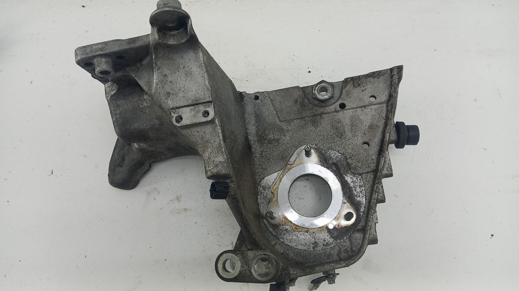 Кронштейн ТНВД Alfa Romeo 159 1.9 16V JTDM 2008 55196092