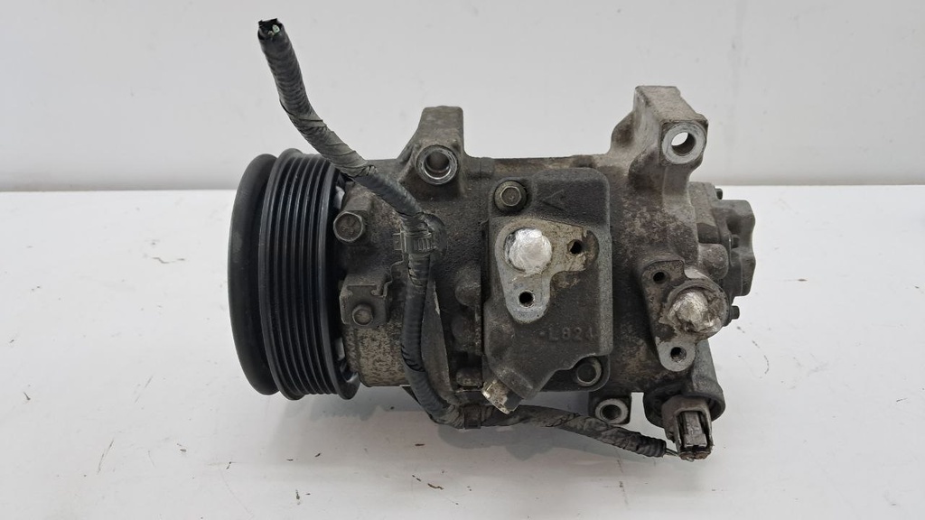 Компрессор кондиционера Toyota Avensis Auris 1.6 16V 2011 4472601492