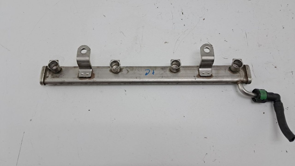 Паливна рампа Dodge Caliber 1.8 2006-2009 рр. 04891575AA