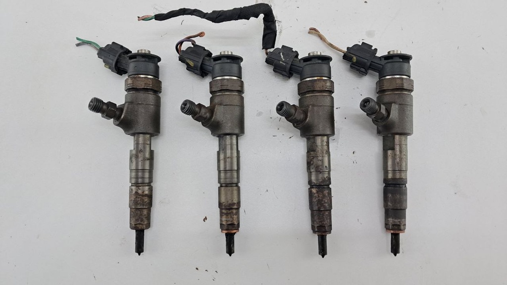 Форсунки Citroen C3 C4 Berlingo 1.6 HDi 2012  0445110340