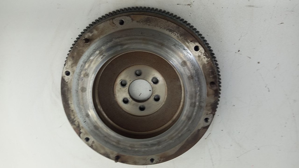 Маховик двигателя Ford B-max 1.6 TDCi 2012-2017 гг CV206375AA