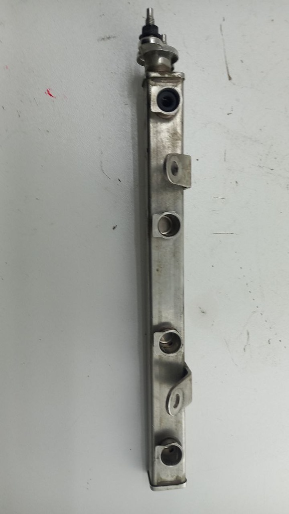 Паливна рампа Hyundai I10 І20 1.2i 2008-2013 рр. 3534026900