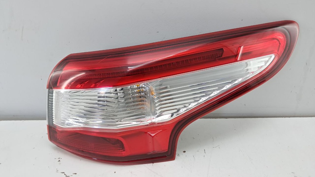 Фонарь задний правый Nissan Qashqai J11 2014-2017 265504EA0A (дефект)