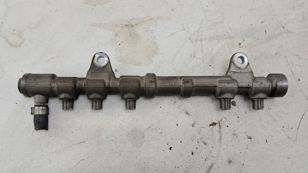 Топливная рампа Peugeot Bipper Citroen Nemo 1.3 Diesel 2011 гг 55232355