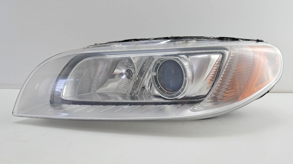 Фара левая Volvo V70 III S80 II xenon 2007-2013 31283915