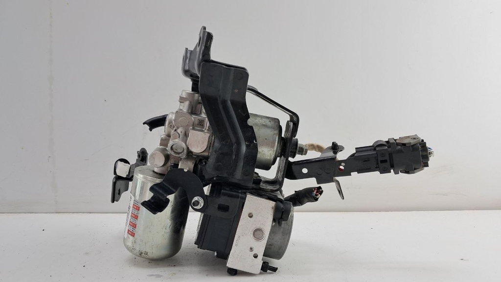 Блок ABS Toyota Corolla Hybrid 2019-2023  4451012600