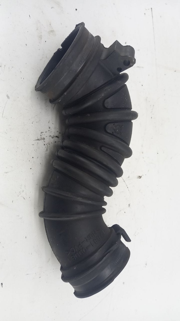 Патрубок повітряного фільтра Toyota Corolla 1.6i 16V 2001-2006 рр 178810D081