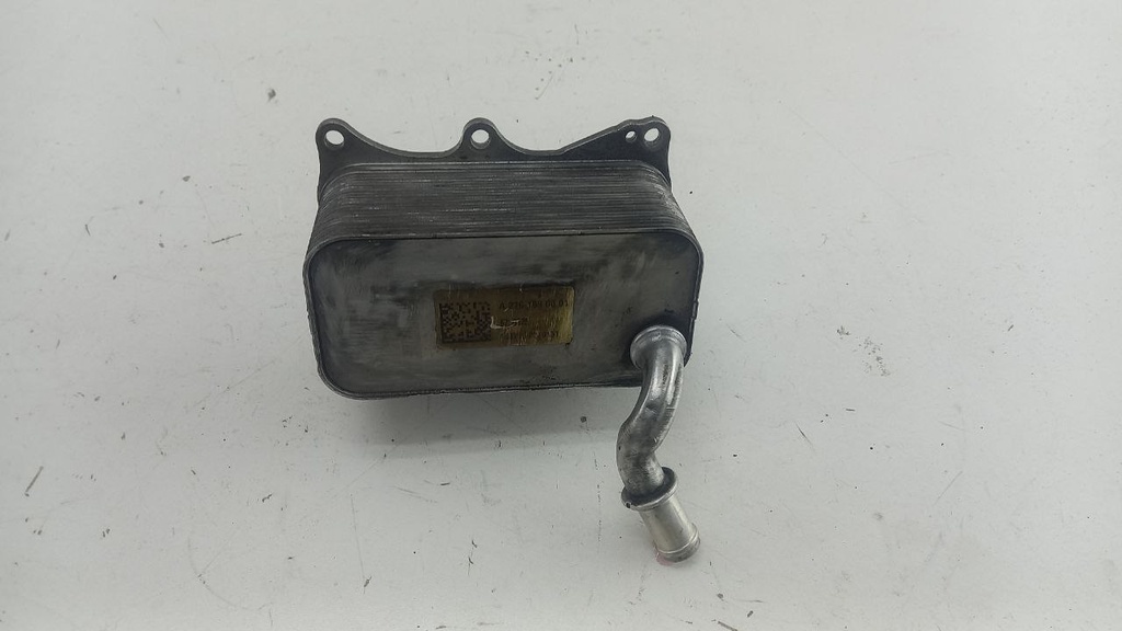 Радиатор масляный Mercedes-Benz C 3.0 2015 A2761880001