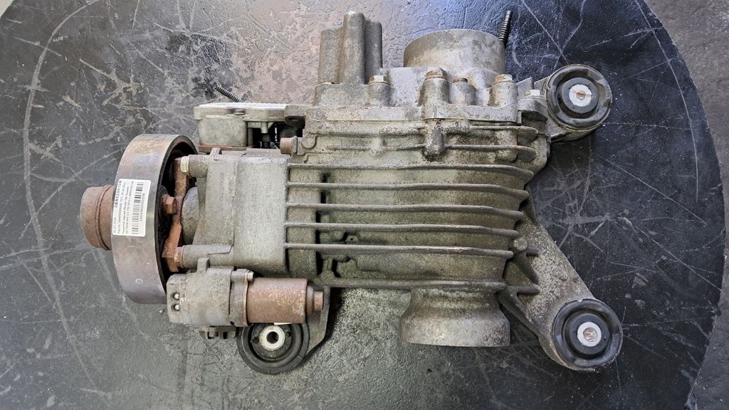 Редуктор задний Skoda Yeti Superb OCTAVIA 4X4 2.0 TDI 2012 0BR525010B