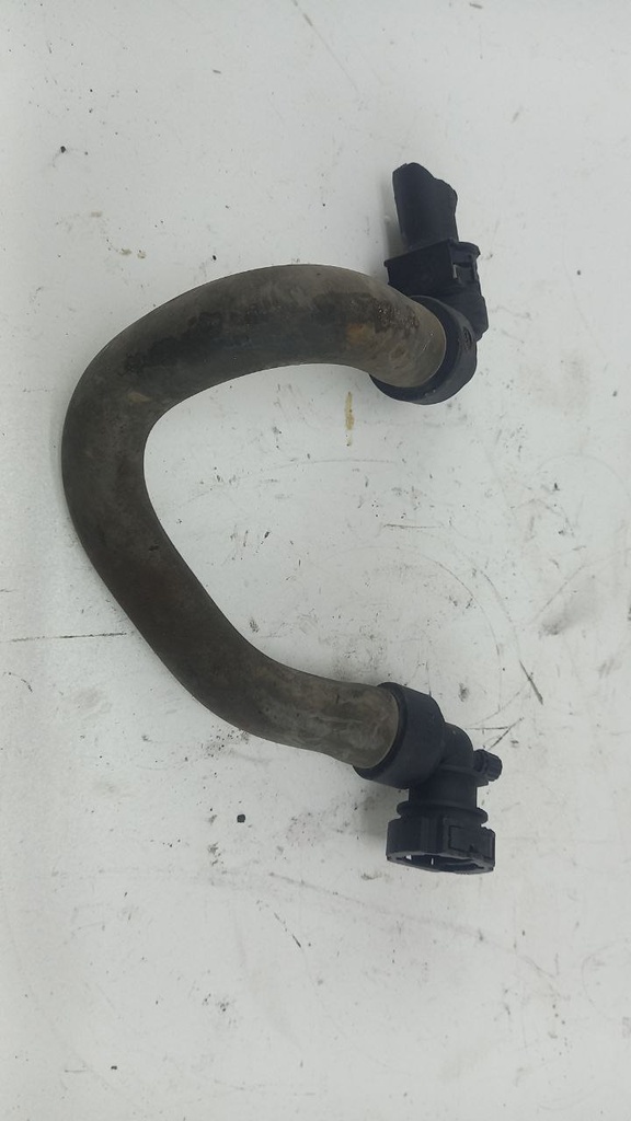 Патрубок системи охолодження Citroen C3 C4 1.2L 2014 рр. 9671350380