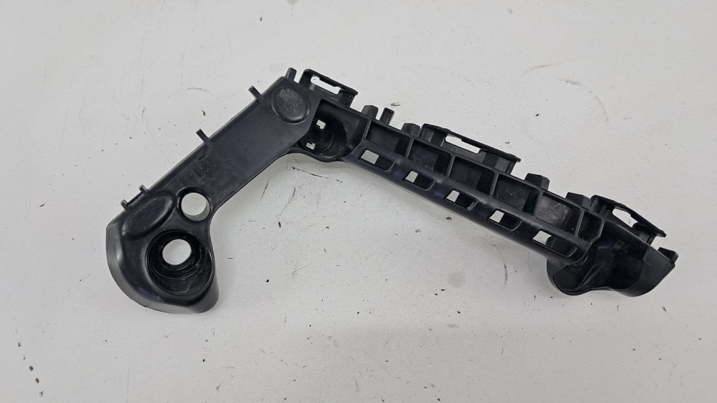 Кронштейн бампера Toyota Corolla E210 E21 2018 5211602470