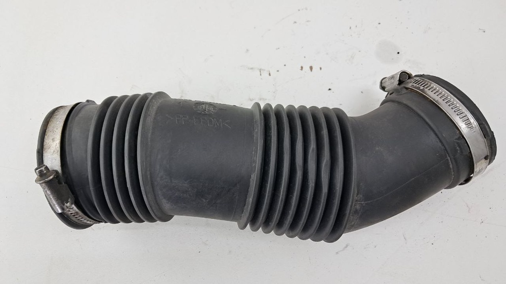 Патрубок воздушного фильтра Ford Galaxy 2.0tdci 2006 гг AG919C623A