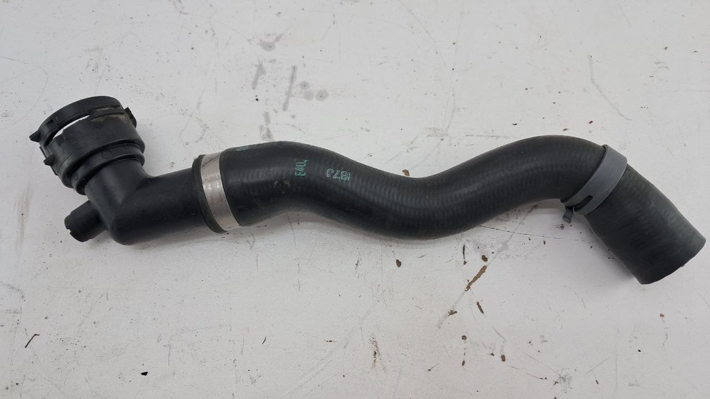 Патрубок води Audi A4 S4 B9 Q5 2.0 TDI 2021 8W0122055CA