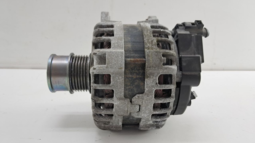 Генератор Skoda Fabia Rapid 1.2 TSI 2016 04C903023L