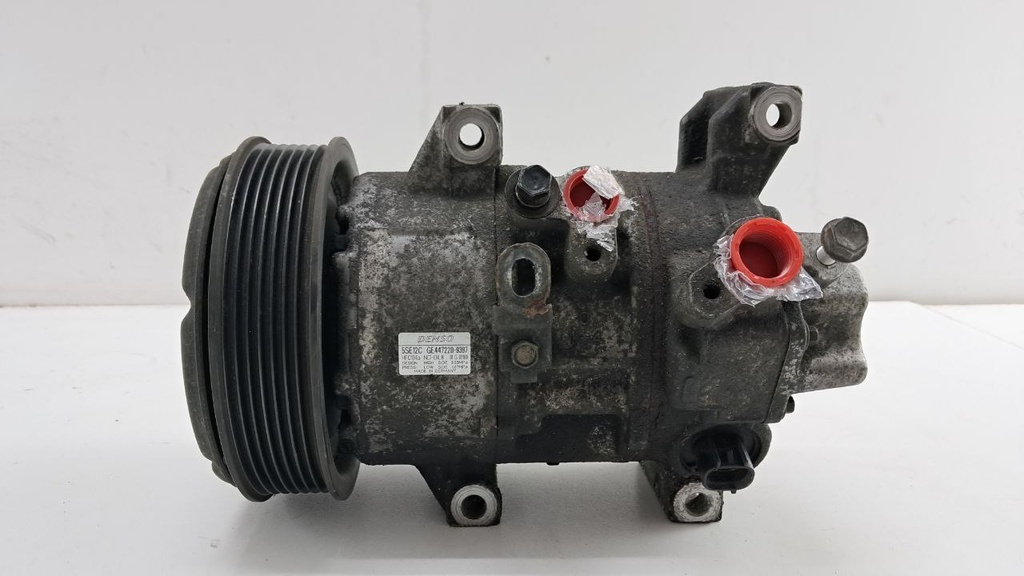 Компресор кондиціонера Toyota Avensis 2.0 16V 2008 4472209397