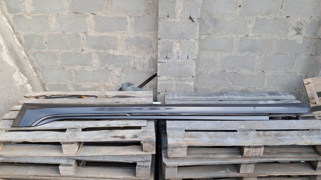 Поріг лівий BMW 5 GT F07 F10 F11 2014 рр 8051839