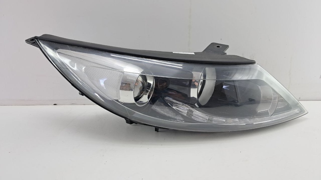Фара права Kia Sportage 3 2010-2016 921023U290