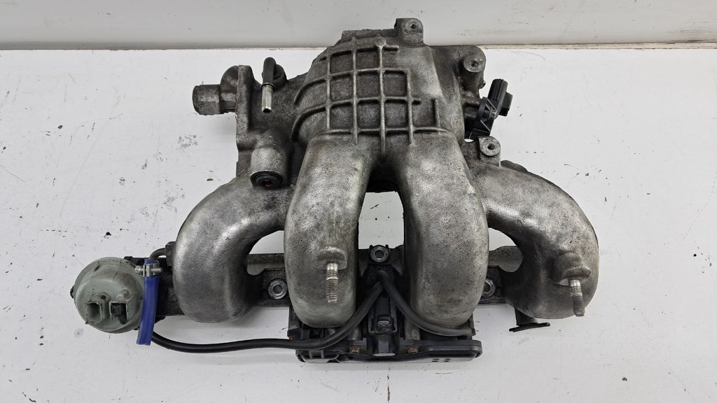 Колектор Mazda 6 L3-VDT 2.3 2002-2008 L3K913100J