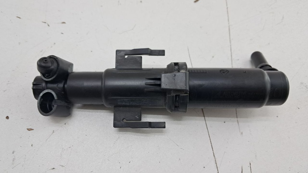 Форсунка омывателя фары правая BMW 5 GT F07 F10 F11 2014  61677377668