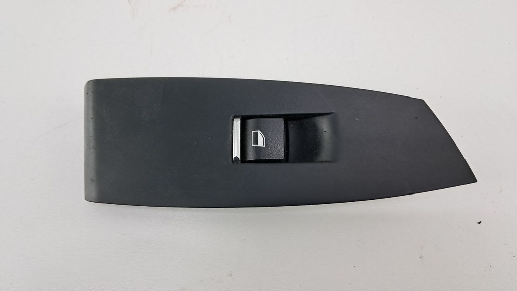 Кнопка стеклоподъемника левая задняя BMW 5 GT F07 F10 F11 2014 9241949