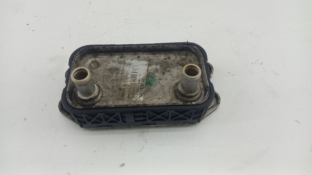 Радиатор масляный Volvo S40 V50 2.5 T5 - TURBO 2004-2007 30637966