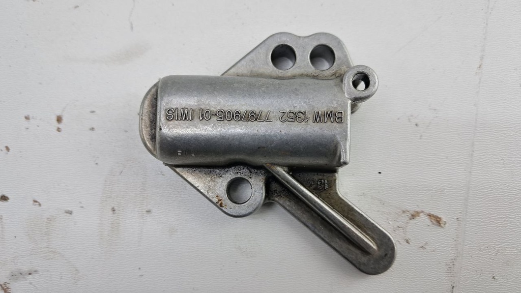 Натяжитель цепи грм BMW 7 F01 3.0d N57D30A 2009-2015 13527797905