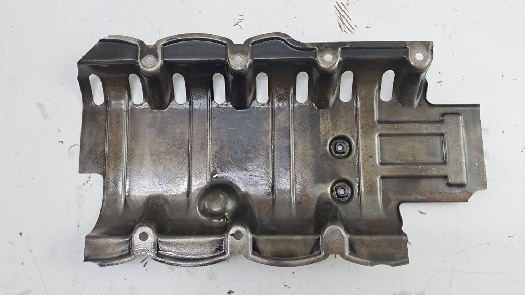 Маслоотражатель Volkswagen Transporter T5 2.5 TDI BNZ 2003-2015 070115220C