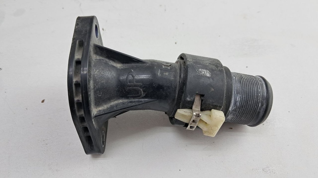 Фланец системы охлаждения Kia Picanto 1.2i 2018  2563103610