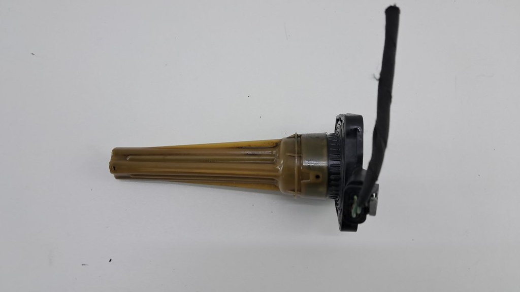 Датчик уровня масла Audi A4 S4 B9 Q5 2.0 TDI 2021 05L907660A