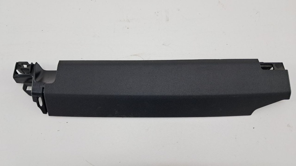 Накладка сиденья права BMW 5 GT F07 F10 F11 2014  52107317450