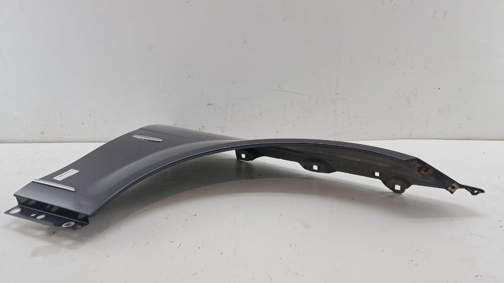 Крыло правое Mercedes C W204 2011 A2048801418