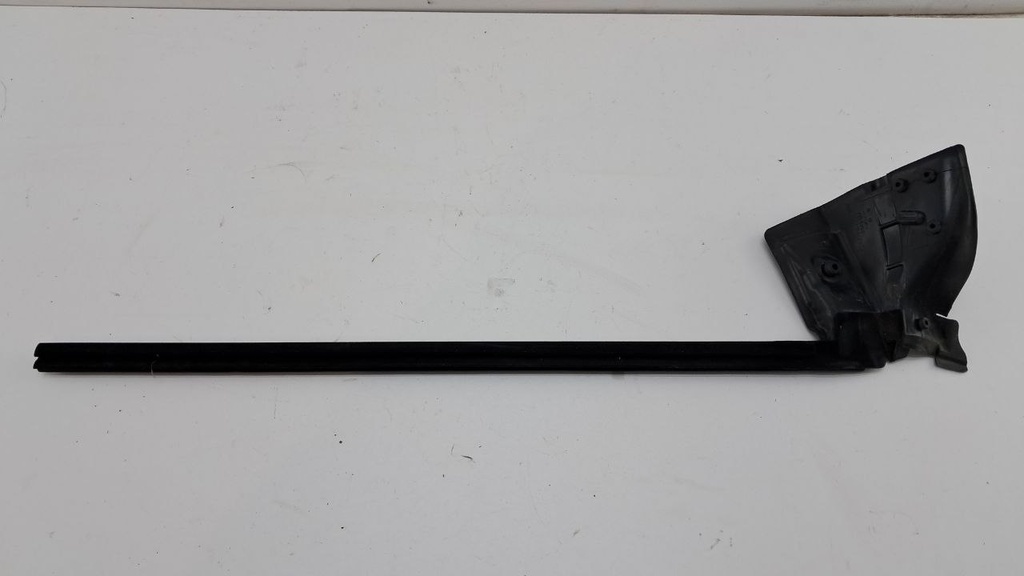 Ущільнювач двері перед правою BMW 5 GT F07 F10 F11 2014 7289260