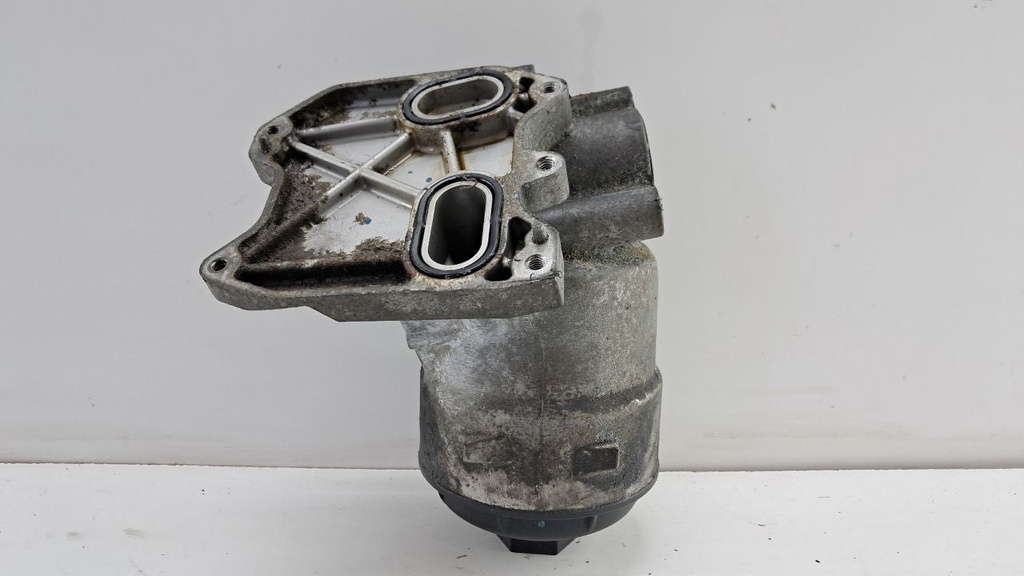 Корпус масляного фільтра Volkswagen Passat B6 3.6 FSI 2010-2015 03H115403AA