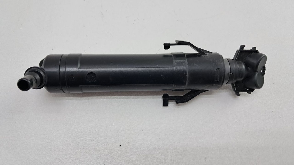 Форсунка омивача фари ліва Volkswagen Passat B7 2011-2014 рр 3AA955103