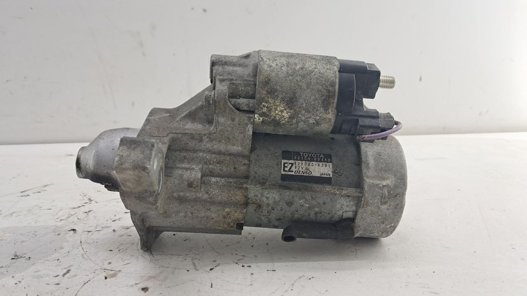 Стартер Toyota Yaris 1.3 16v 2013 281000Y110