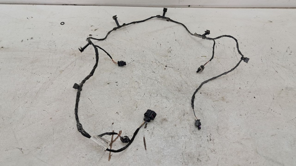 Проведення парктроників Volkswagen Passat B8 2014-2017 3G9971104E