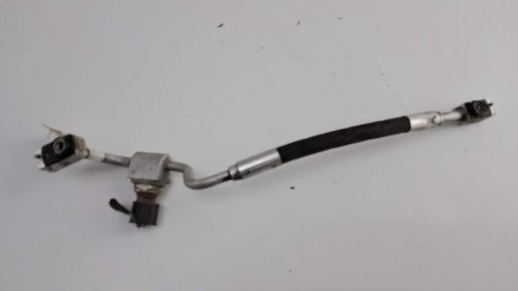 Трубка кондиционера VW ID4 ID5 ID.4 ID.5 Skoda Enyaq iV 1EA816534D