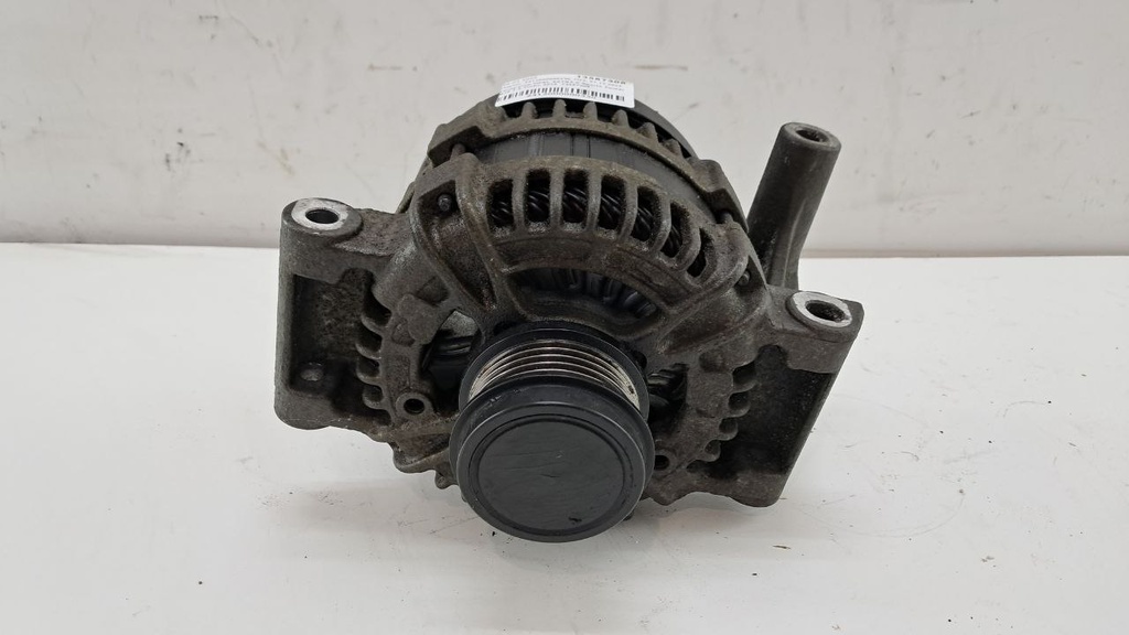 Генератор Opel Astra K Sports Tourer B16 1.4 Turbo 2016 13587308