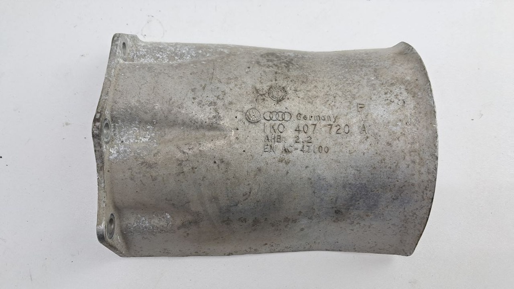 Защита полуоси Volkswagen Passat B6 3.6 FSI 2010-2015 1K0407720A