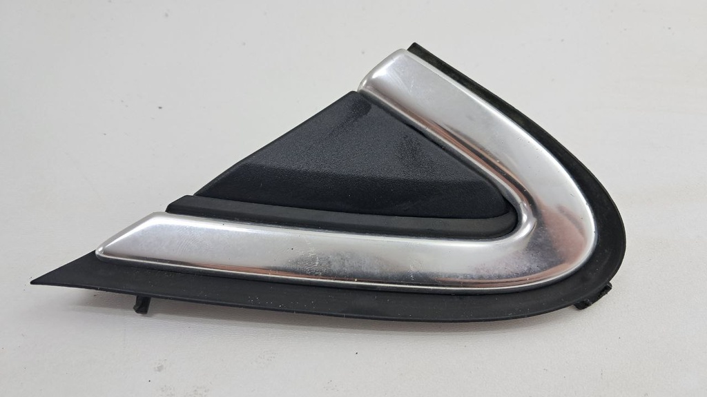 Трикутник захист крила лівий Volvo V40 2012-2017 31416469