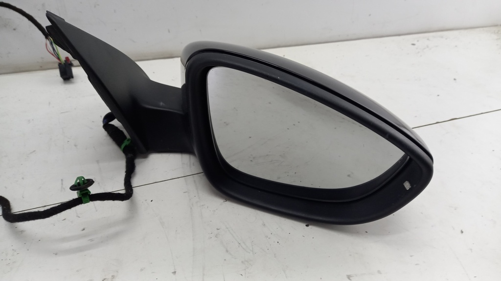 Зеркало правое Volkswagen Passat B7 13 pin 2011-2015 3C0857934A